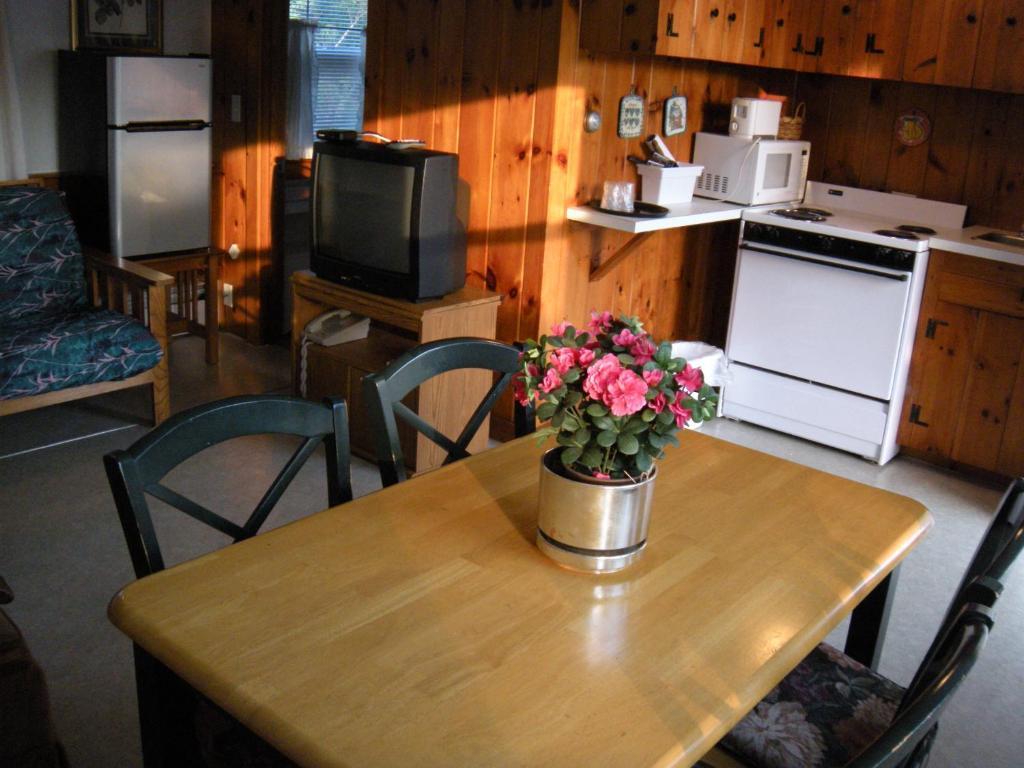 Bass River Motel South Yarmouth Room photo
